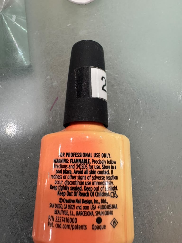 Esmalte 30 · nombre por confirmar