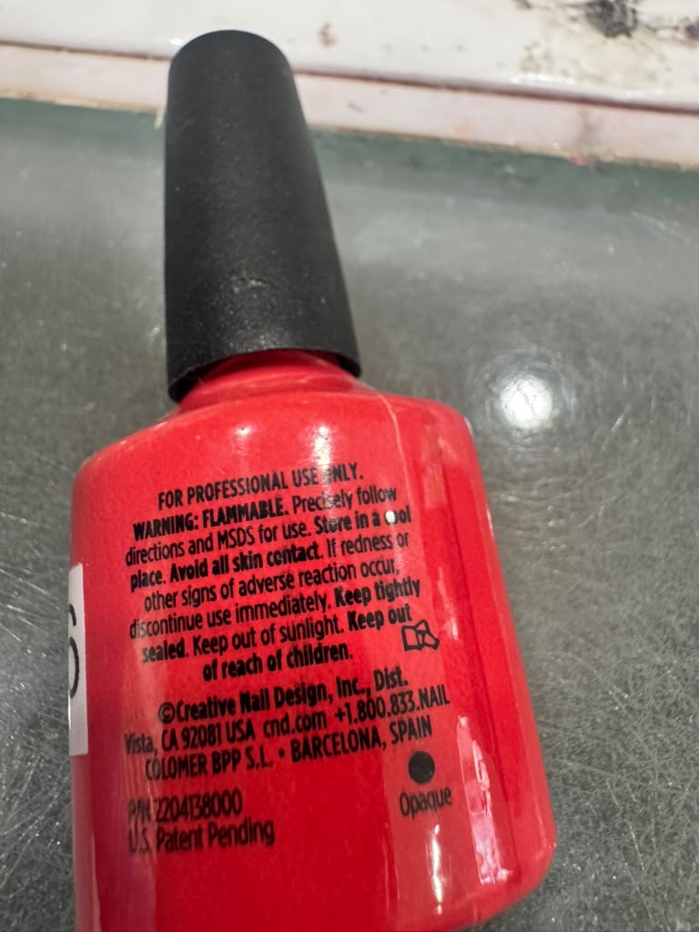 Esmalte 71 · nombre por confirmar